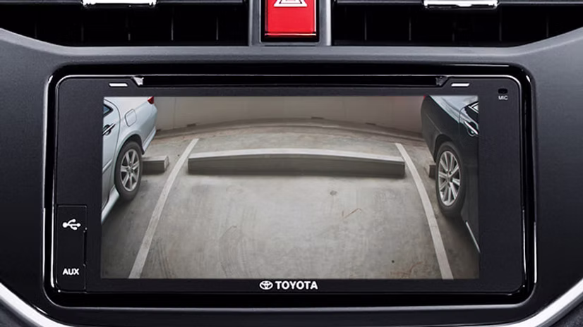 toyota-new-rush-back-cam