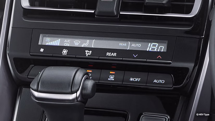 toyota-innova-zenix-audio